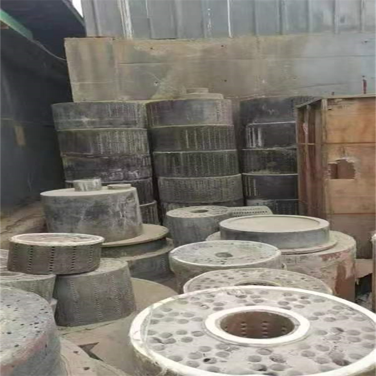 河北唐山上門回收廢石墨市場行情與金屬材料加工的關(guān)系探析